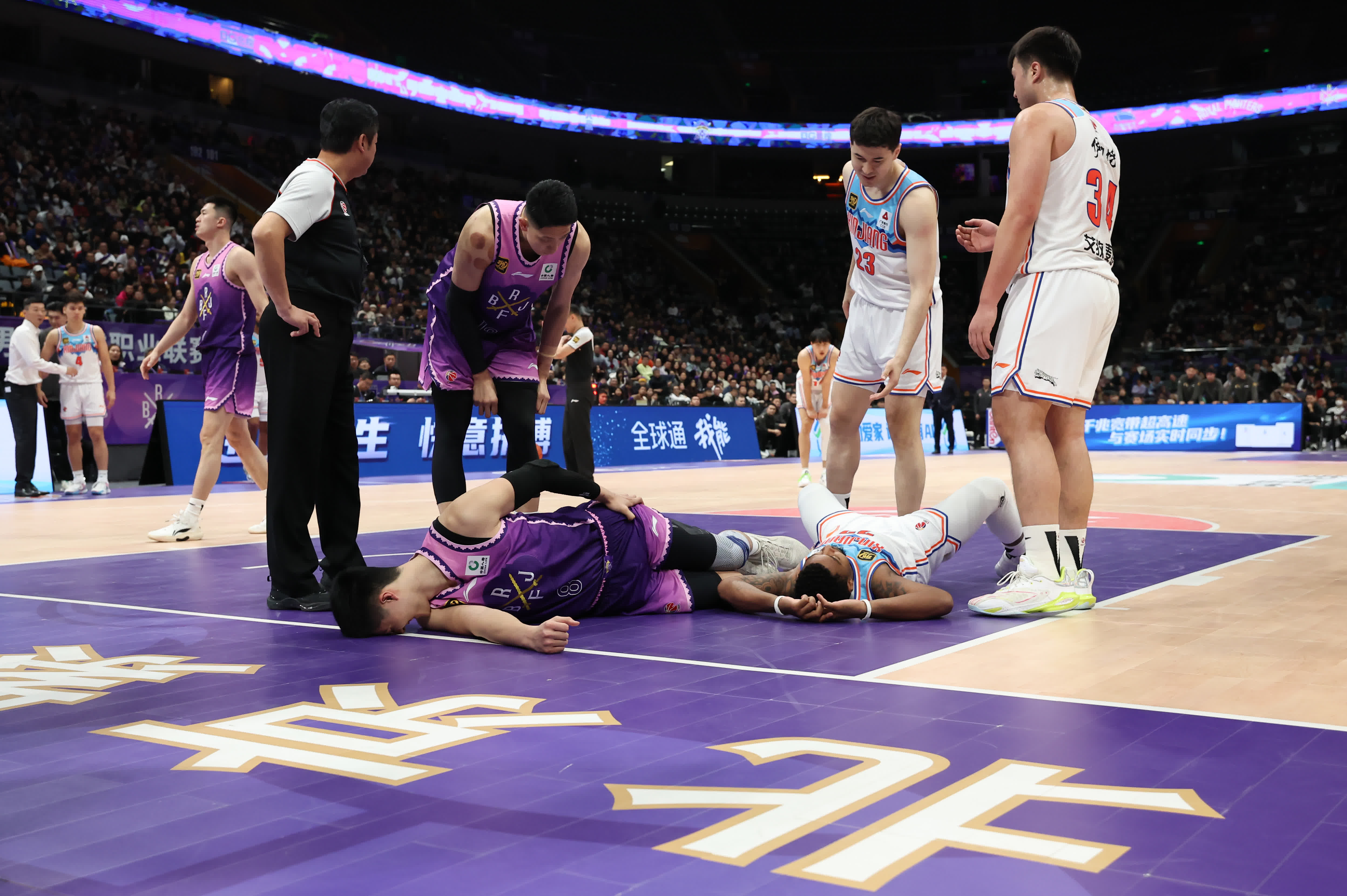 包含窗口期体能课后,曼城扳平良机备战CBA季后赛,态度坚定,赛程密集仍需轮换的词条 包含窗口期体能课后,曼城扳平良机备战CBA季后赛,态度坚定,赛程密集仍需轮换的词条