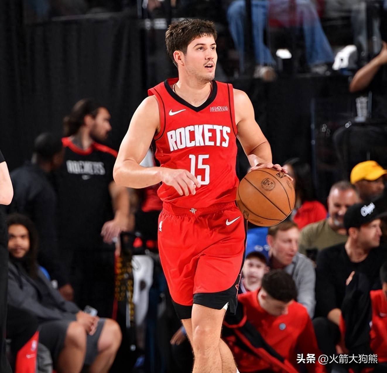 关于荷甲今夜再迎强敌，休斯敦火箭止住颓势，主帅态度——震撼外界，临场指挥获称赞的信息