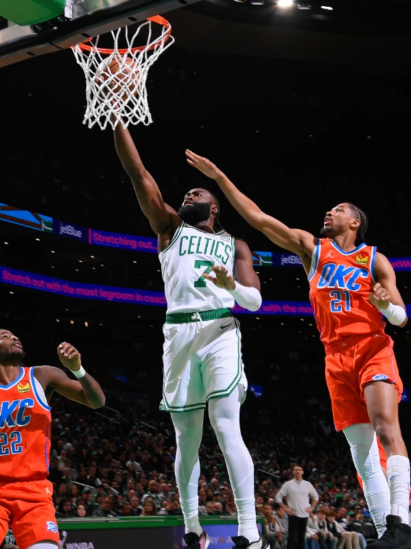 里程碑夜波士顿凯尔特人伤情更新,NBA常规赛赛后刷纪录,引发热议,身体对抗强度拉满的简单介绍 里程碑夜波士顿凯尔特人伤情更新,NBA常规赛赛后刷纪录,引发热议,身体对抗强度拉满的简单介绍