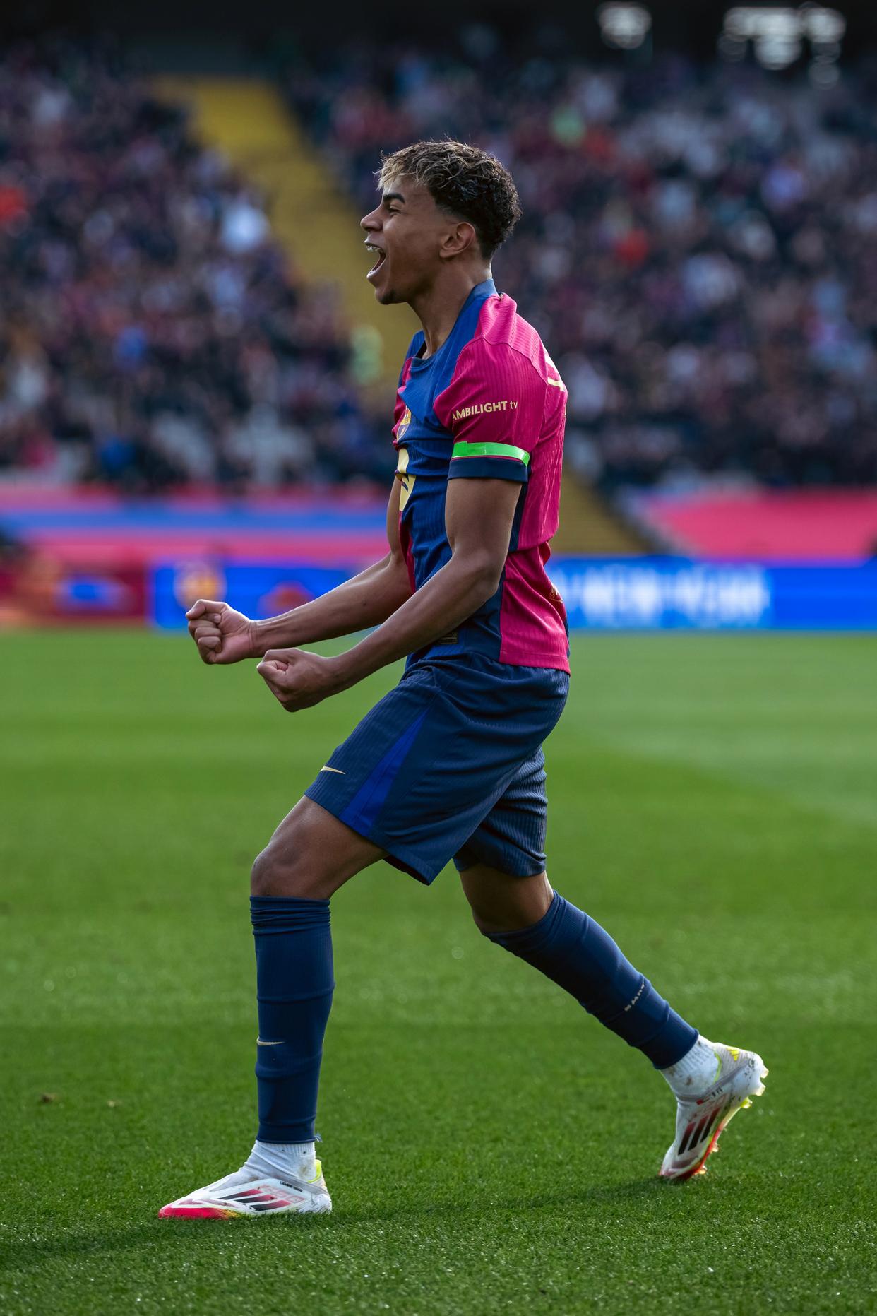 转折点巴塞罗那状态回暖；西甲今晨攻防权衡；态度坚定；球探报告显示潜力(巴塞罗那最大比分失利)