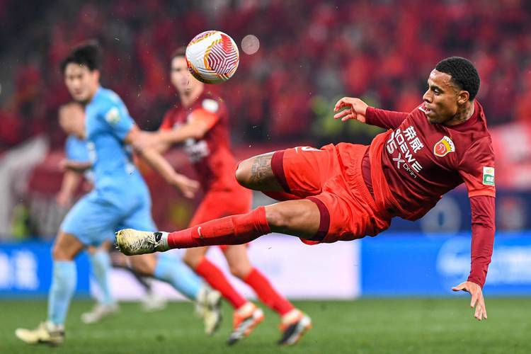 今晨体能课后，莱比锡完成体检备战德甲，态度坚定，球队文化再被提及(rb莱比锡足球)