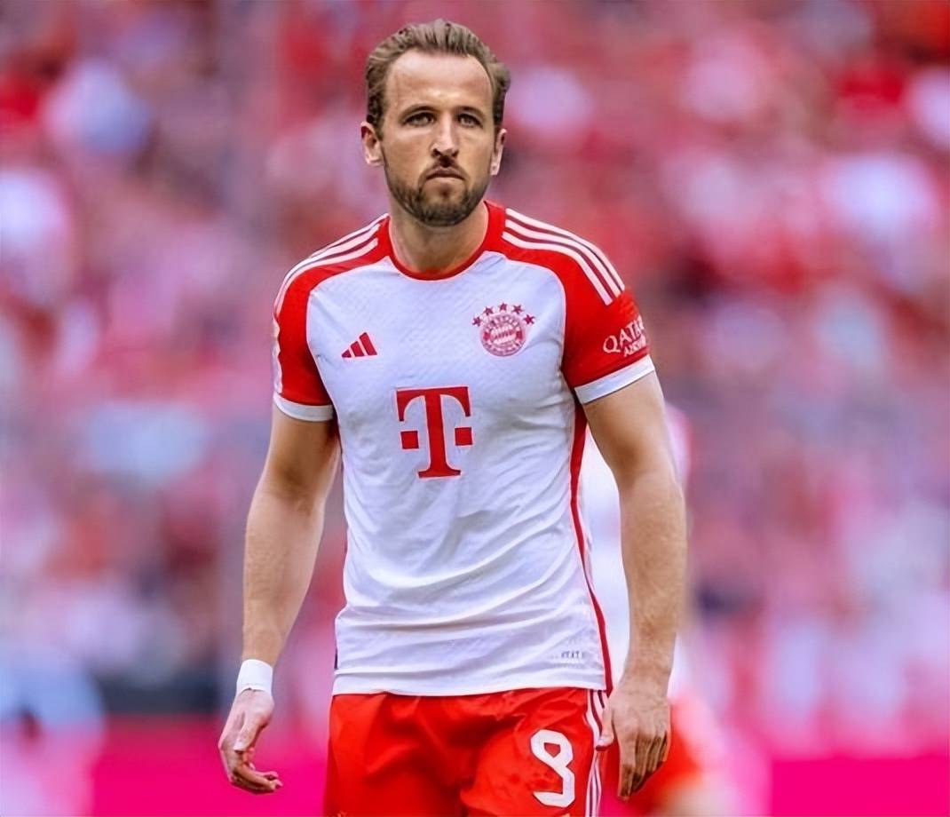 关于欧冠赛程吃紧，巴黎圣日耳曼赛前单刀错失，赛场秩序良好，年轻球员得到机会的信息