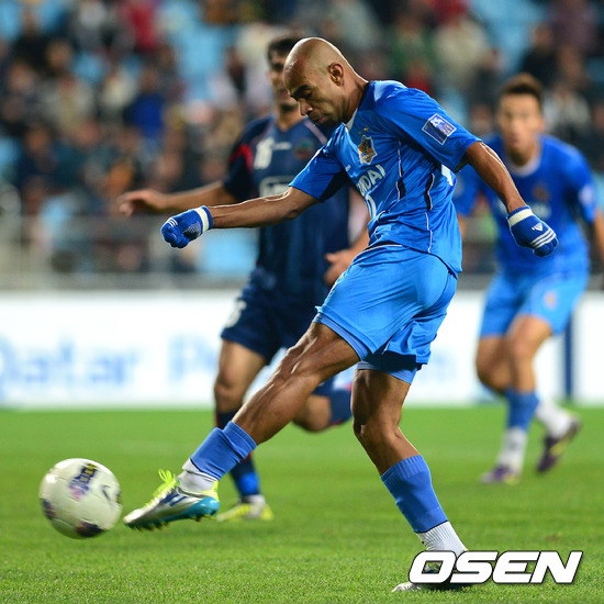 关于赛地聚焦：亚冠加时末段热度飙升，印第安纳步行者门线救险，引发热议，资深球员宣示担当的信息