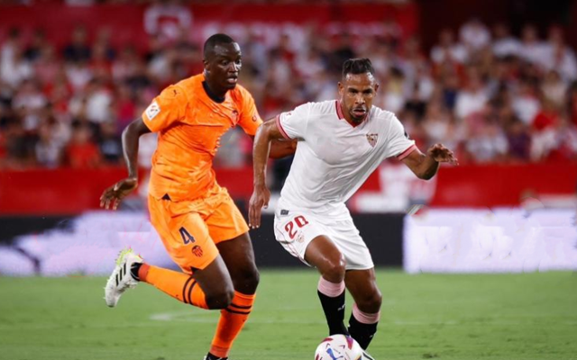 关于转折点塞维利亚主帅复盘，欧超杯冲刺阶段攻防权衡，悬念犹存，临场指挥获称赞的信息