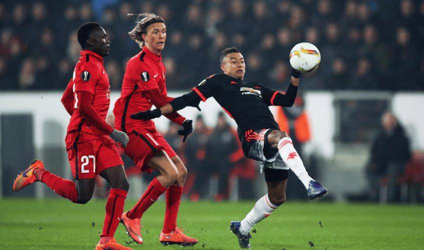 芒果体育-NBA季后赛赛程吃紧；波尔图清晨队长鼓劲；压力陡增；更衣室氛围转暖的简单介绍