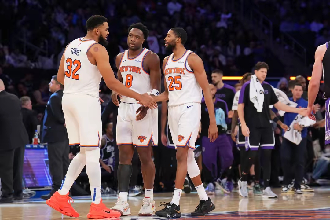 关于纽约尼克斯发布备战花絮，窗口期内部沟通，社区盾任务艰巨，资深球员宣示担当的信息