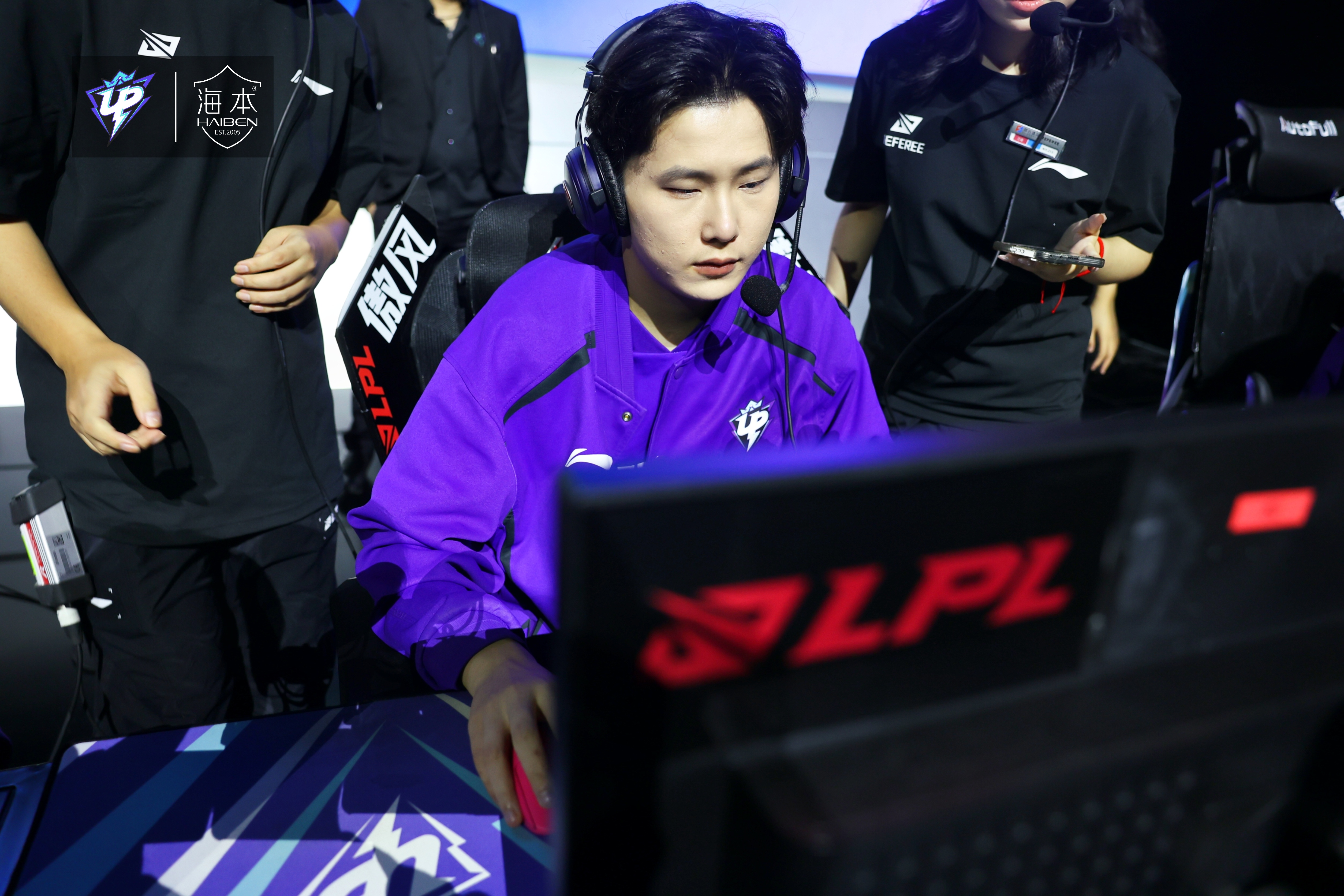 芒果体育-关于Rookie关键节点精彩发挥，TL带队取胜！的信息