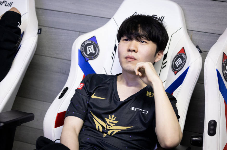 Rookie爆冷击败TL,挺进下一轮引爆全场!的简单介绍 Rookie爆冷击败TL,挺进下一轮引爆全场!的简单介绍